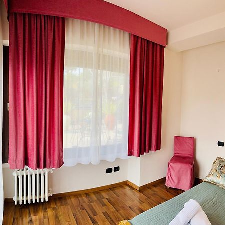 Welcome Traveller Frida'S Rooms カプリーノ・ヴェロネーゼ エクステリア 写真