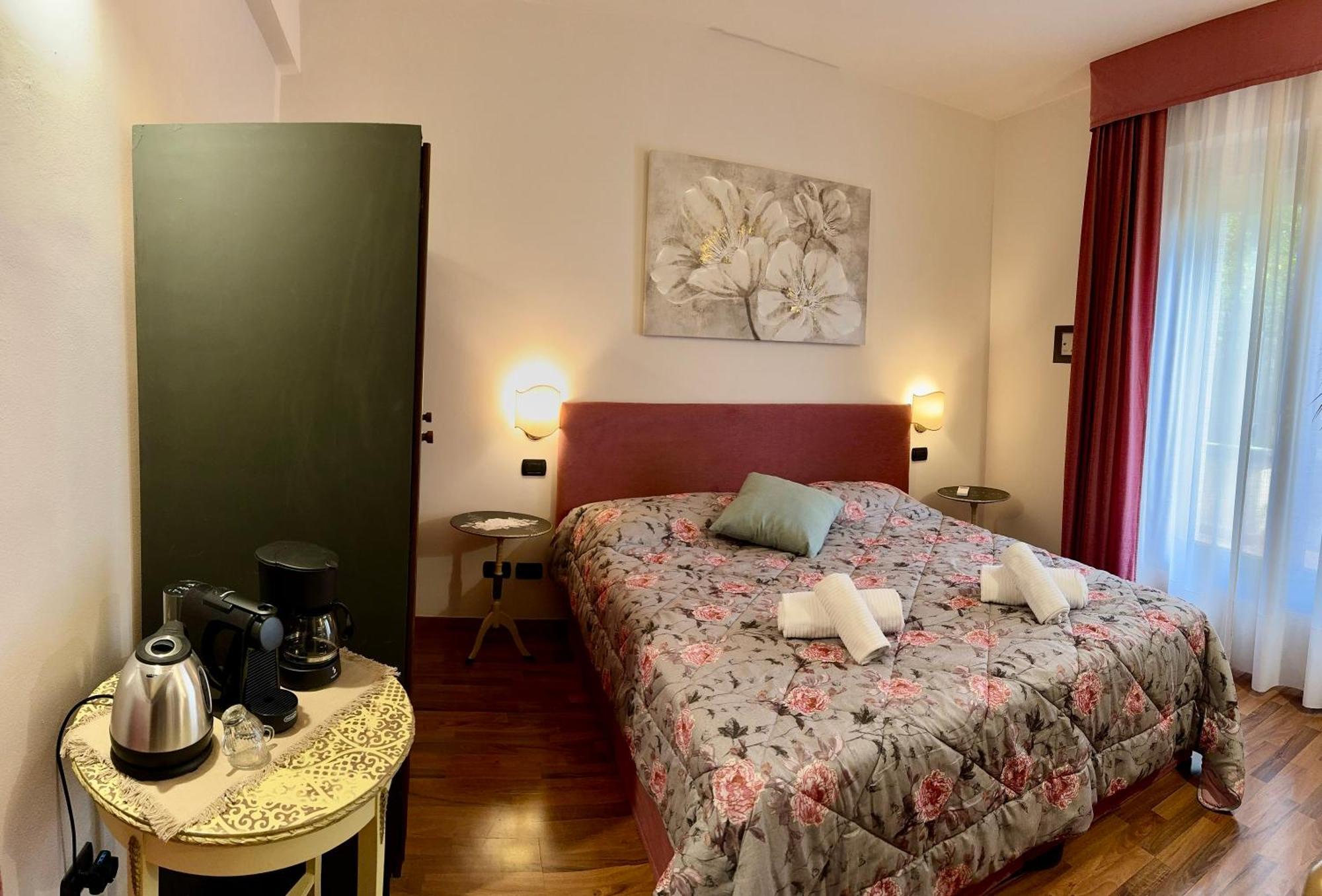 Welcome Traveller Frida'S Rooms カプリーノ・ヴェロネーゼ エクステリア 写真