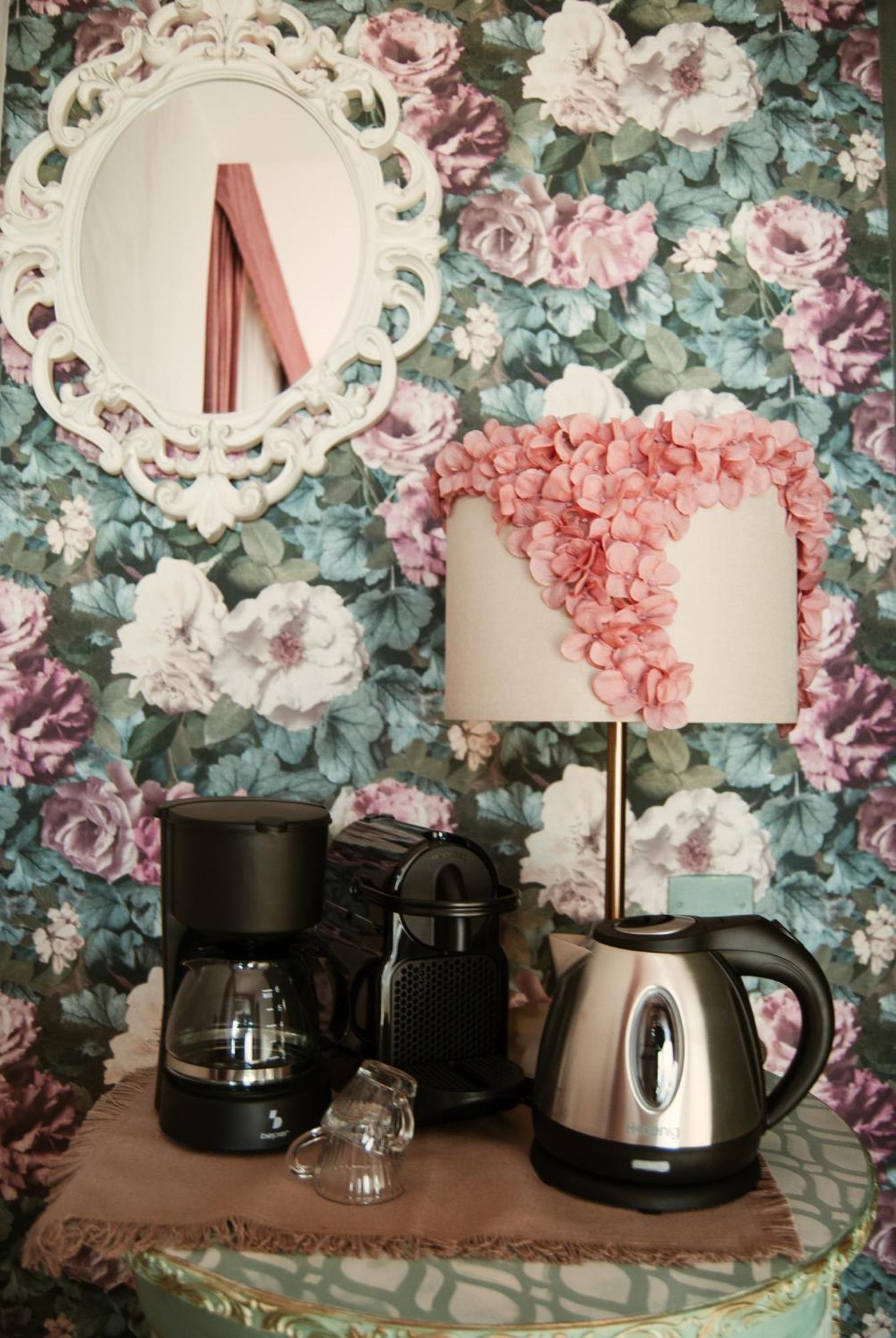 Welcome Traveller Frida'S Rooms カプリーノ・ヴェロネーゼ エクステリア 写真